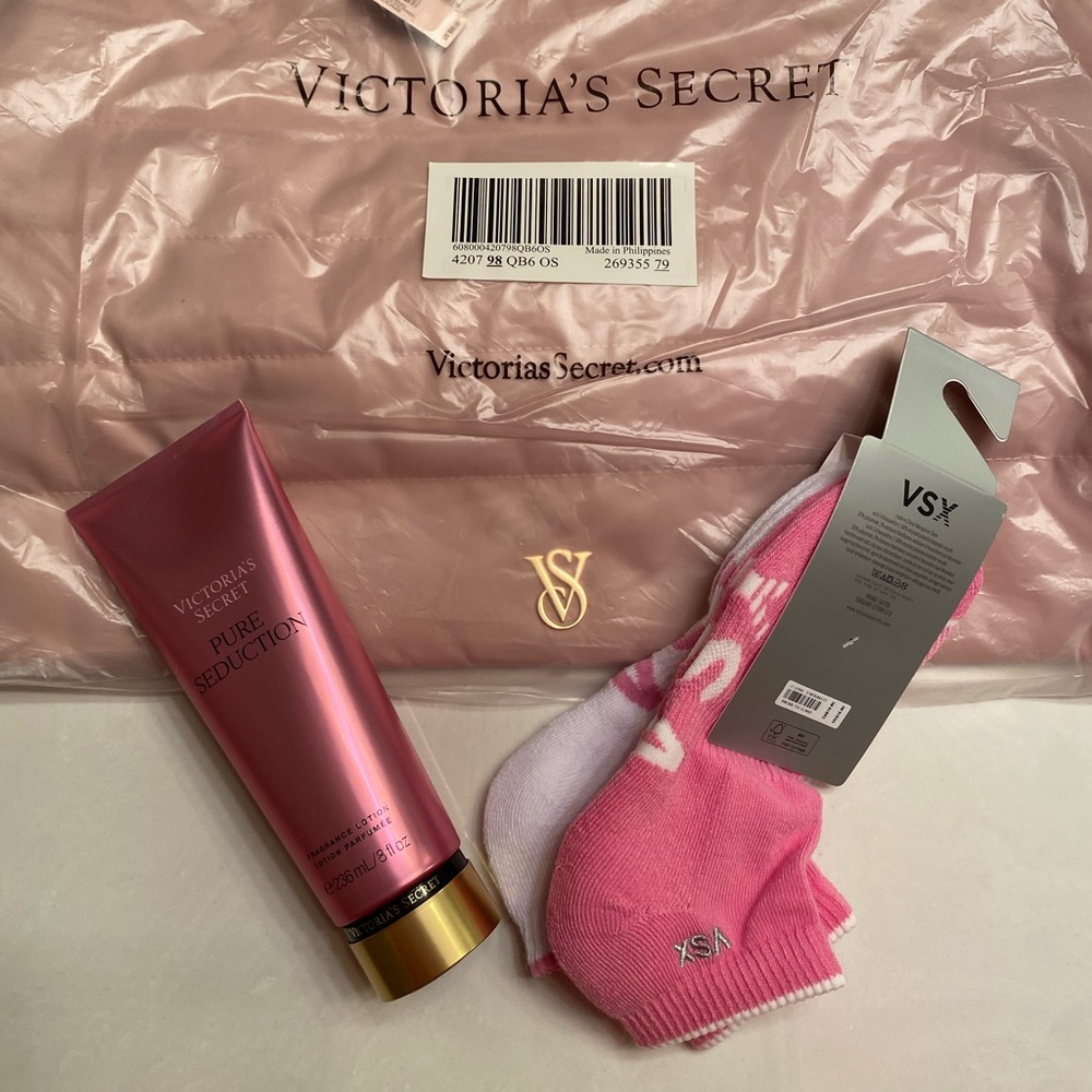 Victoria's Secret Pink Travel Set - Picture 4 of 9